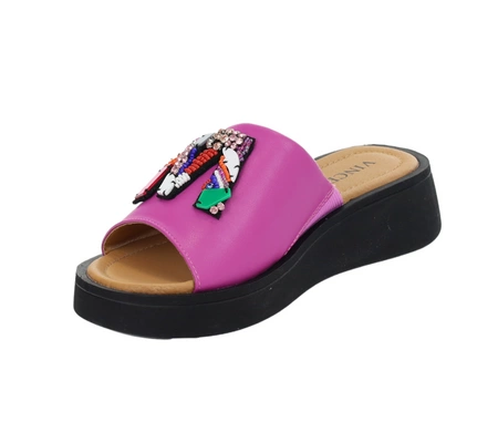 Różowe skórzane klapki damskie na grubej podeszwie kolorowe VINCEZA