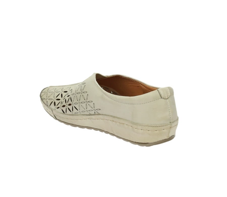 Bezowe półbuty damskie wsuwane ze skóry naturalnej zdrowotne Gino Fabiani