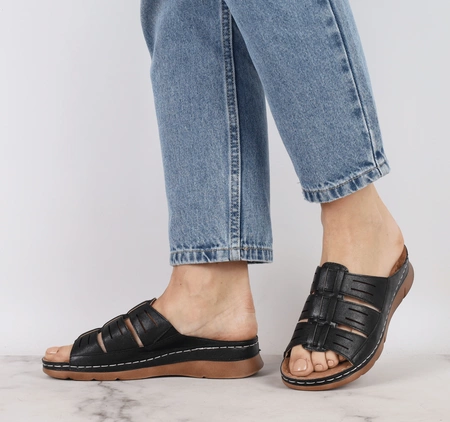 Wygodne damskie klapki zdrowotne szyte Jezzi