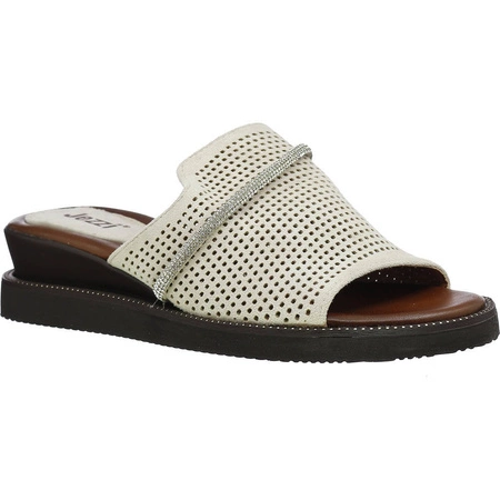 Komfortowe i eleganckie klapki damskie Polskie Jezzi