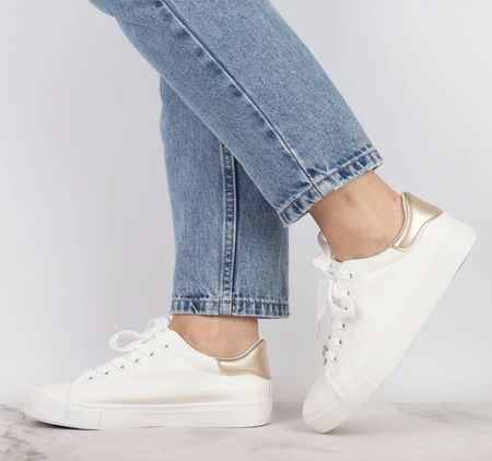 Białe tanie adidasy damskie trampki z eko skóryNEWS