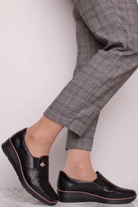 Czarne półbuty damskie eleganckie Jezzi