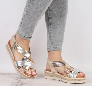 Metaliczne sandały damskie na lekkiej grubej podeszwie El Pimpi - Made in Spain