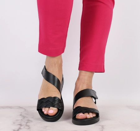 Czarne płaskie sandały damskie skórzane El Pimpi - Made in Spain