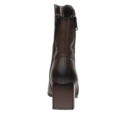 Czekoladowe eleganckie botki na średnim obcasie Jezzi