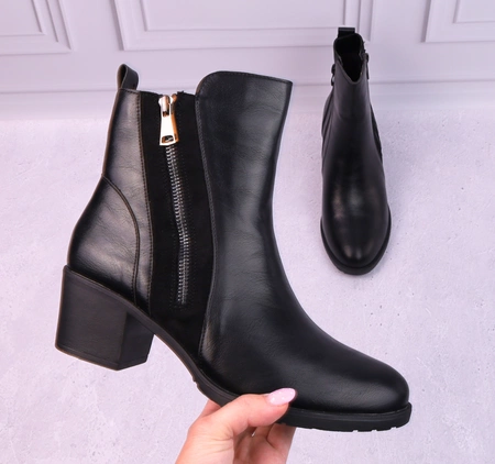 Czarne komfortowe i eleganckie buty zimowe damskie na niskim obcasie 