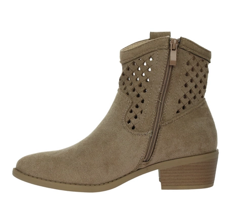 Beżowe zamszowe botki kowbojki niskie wycinane Jezzi