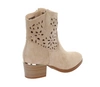 Beżowe botki kowbojki ażurowe Margaret od VINCEZA