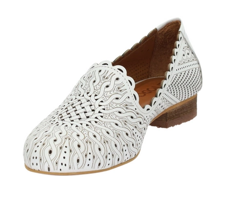 Eleganckie białe czółenka płaskie ażurowe ze skóry naturalnej MODO