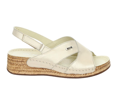 Złote eleganckie i wygodne sandały damskie na niskiej lekkiej koturnie HELIOS