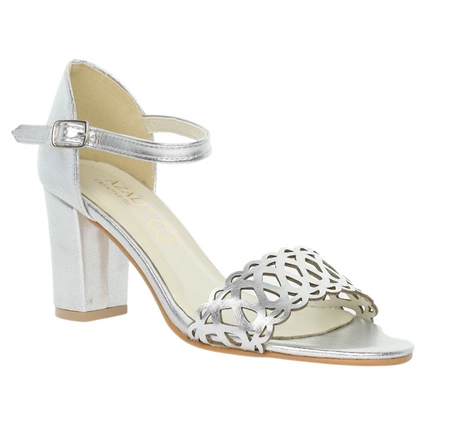 Srebrne eleganckie sandały na obcasie z zabudowaną piętą AZALI