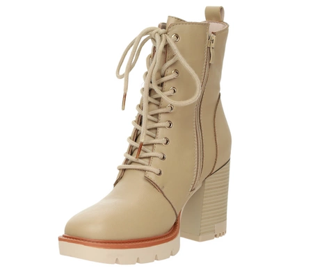 Modne traperki beżowe ocieplane na słupku i platformie Jezzi