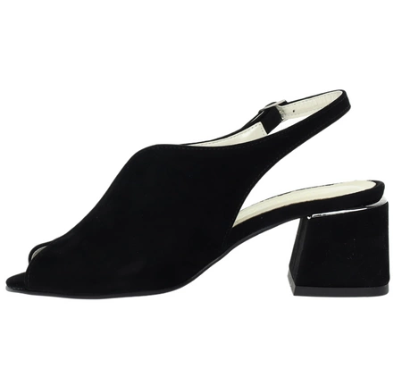 Eleganckie i komfortowe sandały na obcasie zabudowane AZALI