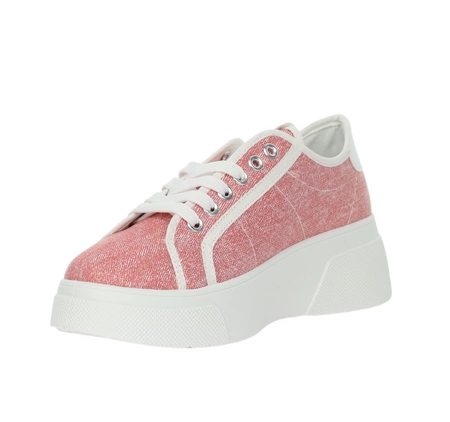 Modne sneakersy czerwone damskie na białej platformie Mc Braun