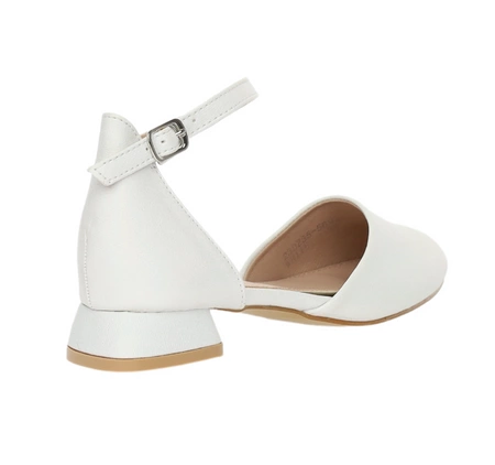 Białe eleganckie sandały dziecięce zabudowane buty komunijne MissE