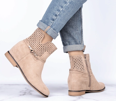 Beżowe botki wiosenne zamszowe ażurowe Jezzi