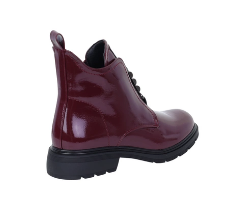 Bordowe lakierowane botki damskie zimowe na płaskiej podeszwie Jezzi