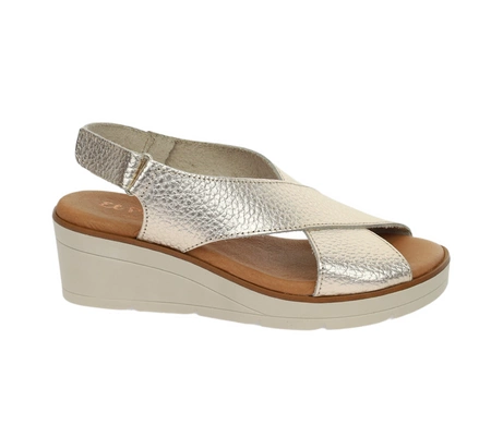 Skórzane sandały na koturnie zapinane na rzep eleganckie Hiszpańskie El Pimpi