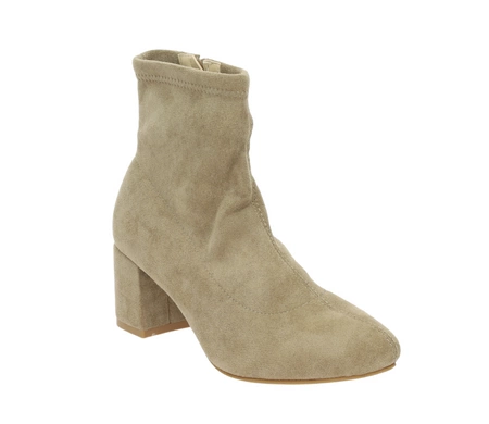 Beżowe zamszowe botki na wygodnym obcasie eleganckie Mirabel