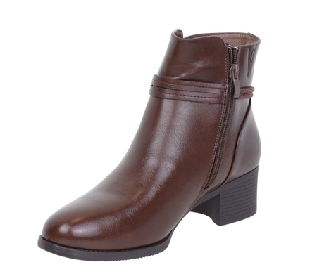 Brązowe czekoladowe botki damskie ocieplane zimowe na niskim obcasie Jezzi