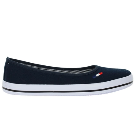 Granatowe baleriny sportowe na białej podeszwie czeszki American Club