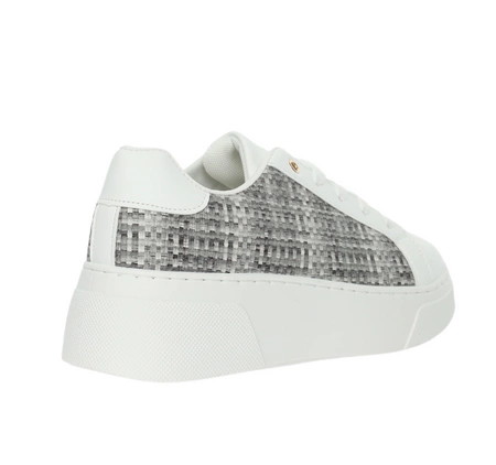 Modne sneakersy damskie sznurowane na białej platformie Mc Braun