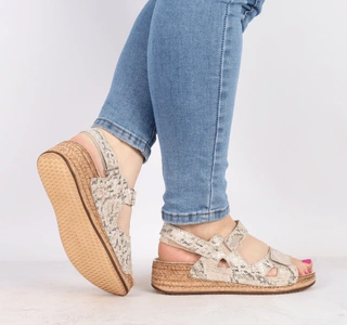 Eleganckie ortopedyczne sandały damskie skórzane na rzepy HELIOS