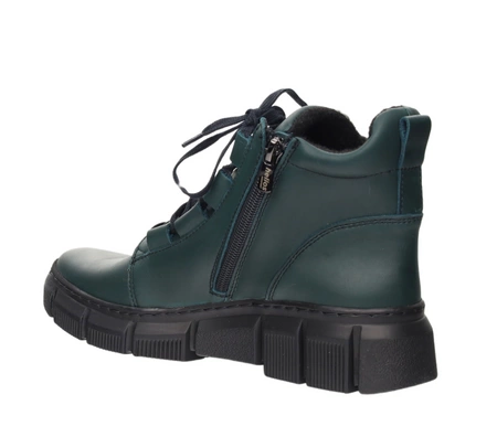 Skórzane buty zimowe damskie płaskie Helios model 523