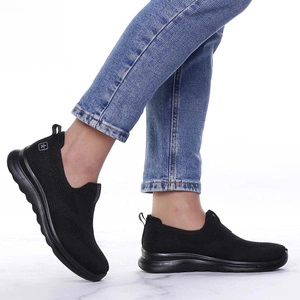 Czarne półbuty damskie sportowe i komfortowe NEWS