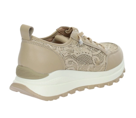 Beżowe adidasy damskie skórzane z koronką i cekinami VINCEZA