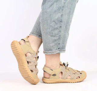 Zabudowane sandały damskie z gumowym noskiem trekkingowe górskie American Club