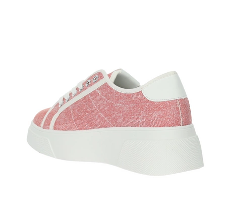 Modne sneakersy czerwone damskie na białej platformie Mc Braun