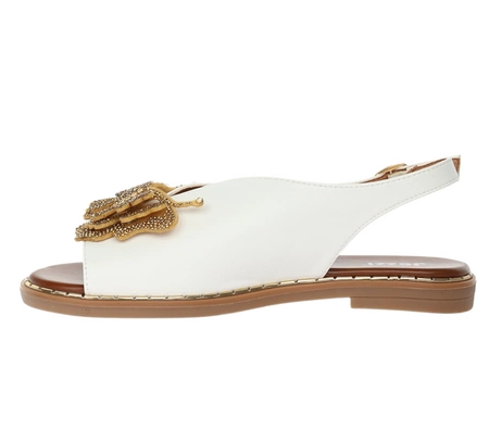 Komfortowe i eleganckie sandały damskie płaskie białe szerokie Jezzi
