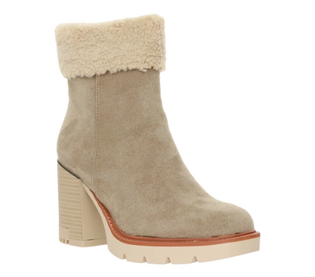 Beżowe botki zimowe z kożuszkiem na klocku i platformie Jezzi