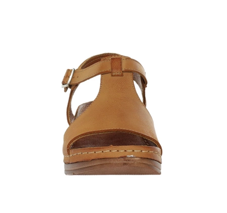 Brązowe skórzane sandały na komfortowej podeszwie Gino Fabiani