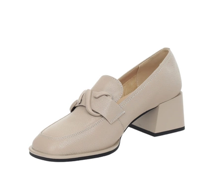 Skórzane eleganckie półbuty damskie wsuwane w kolorze cappucino Gino Fabiani