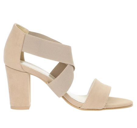 Beżowe sandały na obcasie z gumkami na krzyż na śródstopiu AZALI