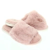 Futerkowe kapcie damskie pudrowy róż