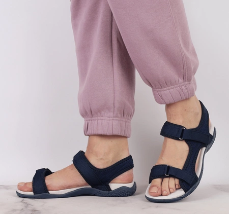 Sportowe sandały damskie na rzepy ze skórzana wkładką American Club