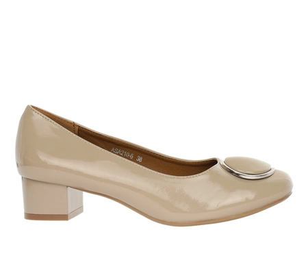 Beżowe czółenka lakierowane płaskie komfortowe Mila od Jezzi