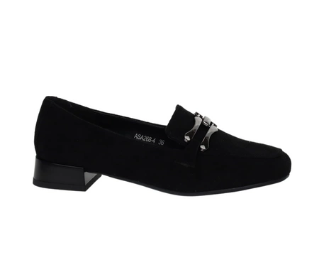 Czarne zamszowe półbuty damskie eleganckie na płaskim obcasie z klamrą Jezzi