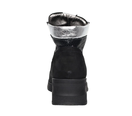 Bardzo eleganckie półbuty damskie ze skóry naturalnej na koturnie Polskie Gino Fabiani