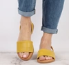 Żółte skórzane sandały damskie płaskie El Pimpi - Made in Spain