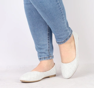 Białe baleriny damskie czółenka płaskie ślubne Jezzi