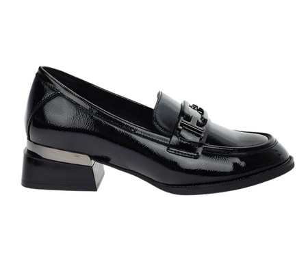 Eleganckie czarne półbuty damskie lakierowane mokasyny garniturowe VINCEZA