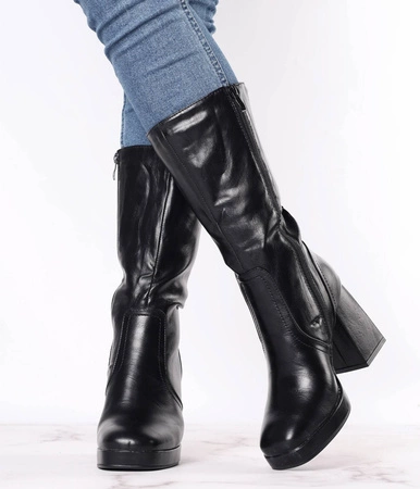 Czarne kozaki skórzane na klocku i platformie Jezzi