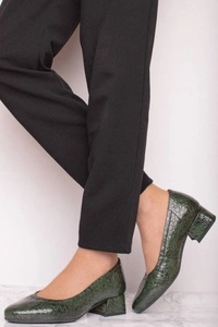 Ciemnozielone czółenka damskie skórzane Polskie Gino Fabiani