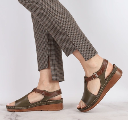 Skórzane sandały damskie płaskie na co dzień Polskie Gino Fabiani