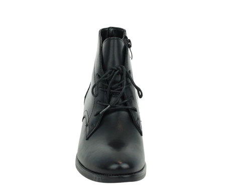 Czarne skórzane botki damskie niskie garniturowe na niskim obcasie Jezzi