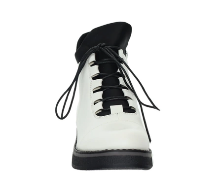 Białe buty zimowe damskie na płaskiej podeszwie eleganckie i wygodne Jezzi